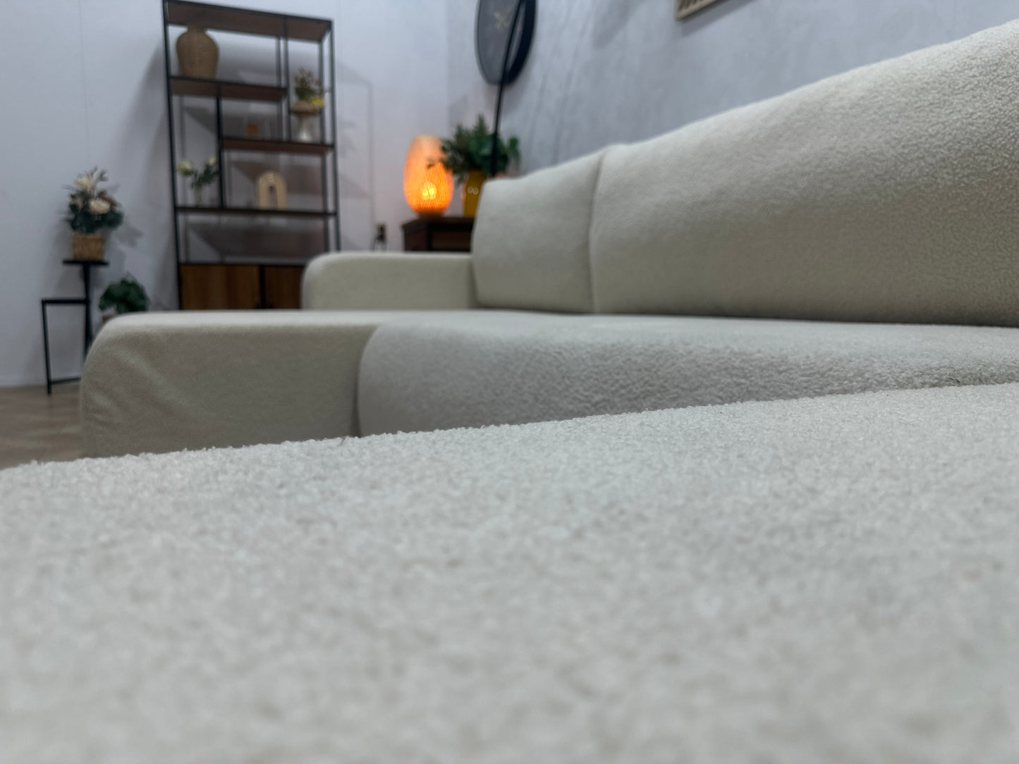 !Showroommodel! Witte Bouclé Stoffen U Zetel ~ Slaapfunctie