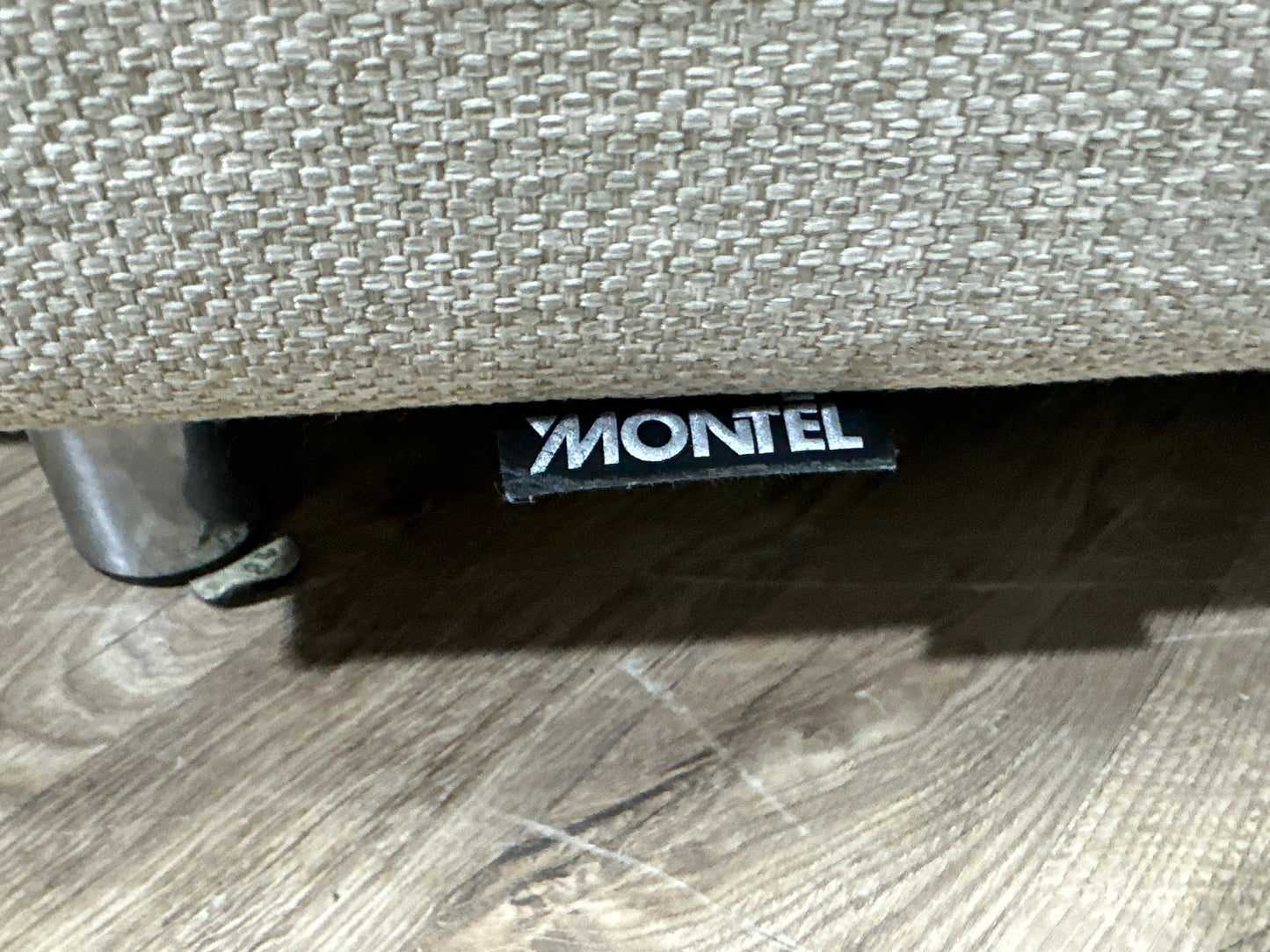 Montèl Licht Grijze Hoekzetel ~ Losse Rugkussens Met Afneembare Hoezen
