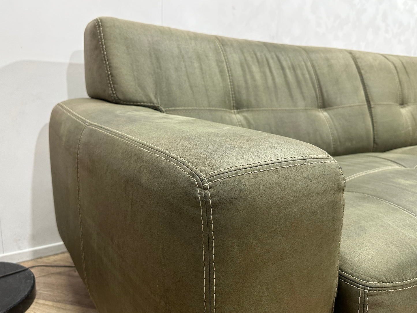 Groene Suède Stoffen Hoekzetel Inc Hocker ~ Vaste Kussens