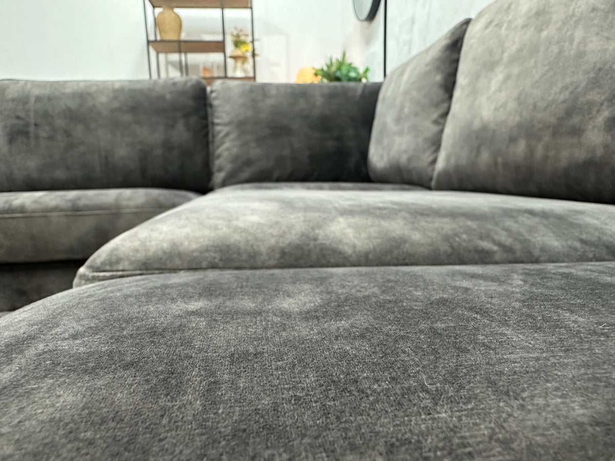 Antraciet Velvet Hoekzetel ~ Losse Kussens Met Afneembare Hoezen