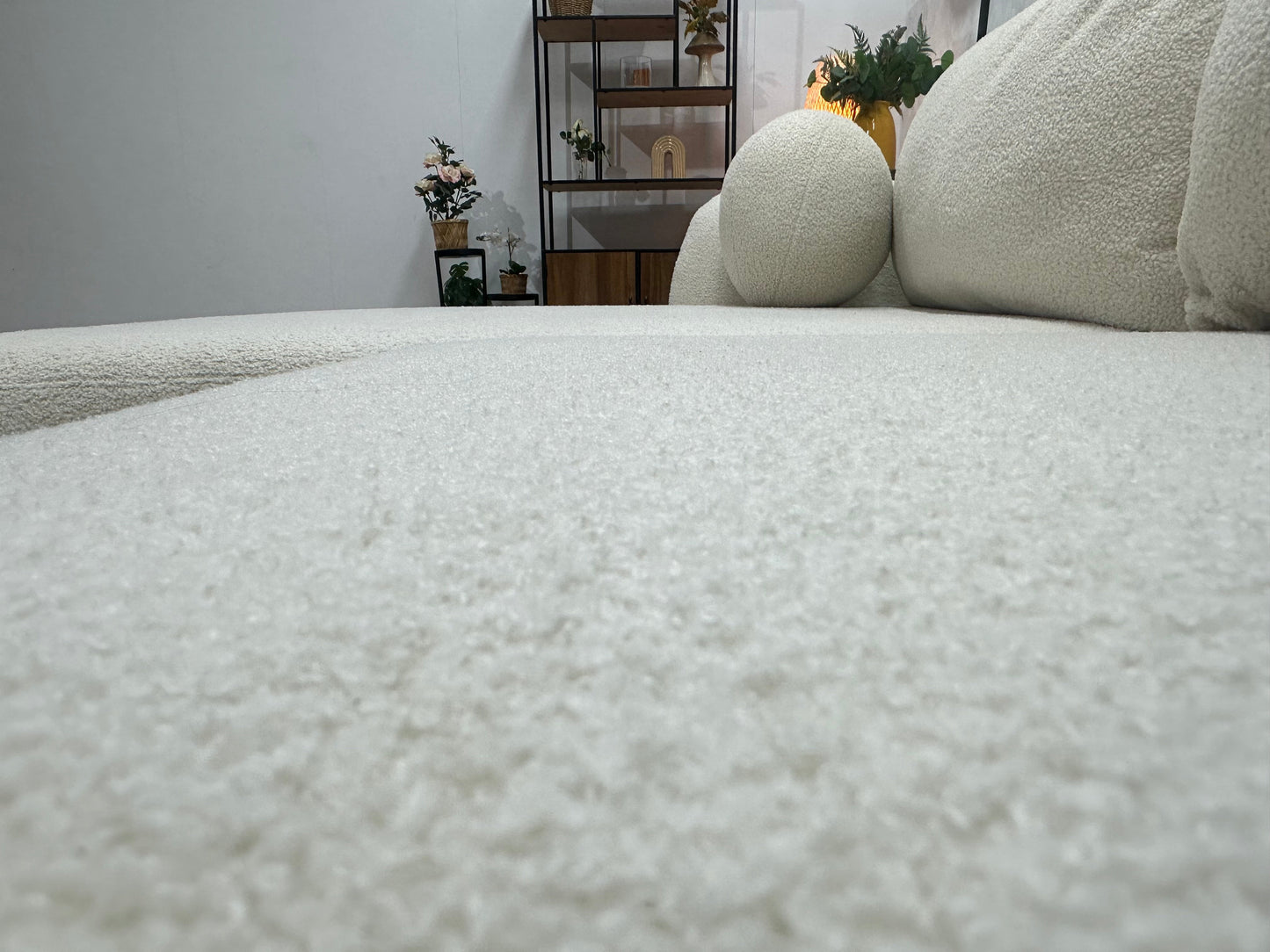 !Showroommodel! Witte Bouclé Stoffen Hoekzetel
