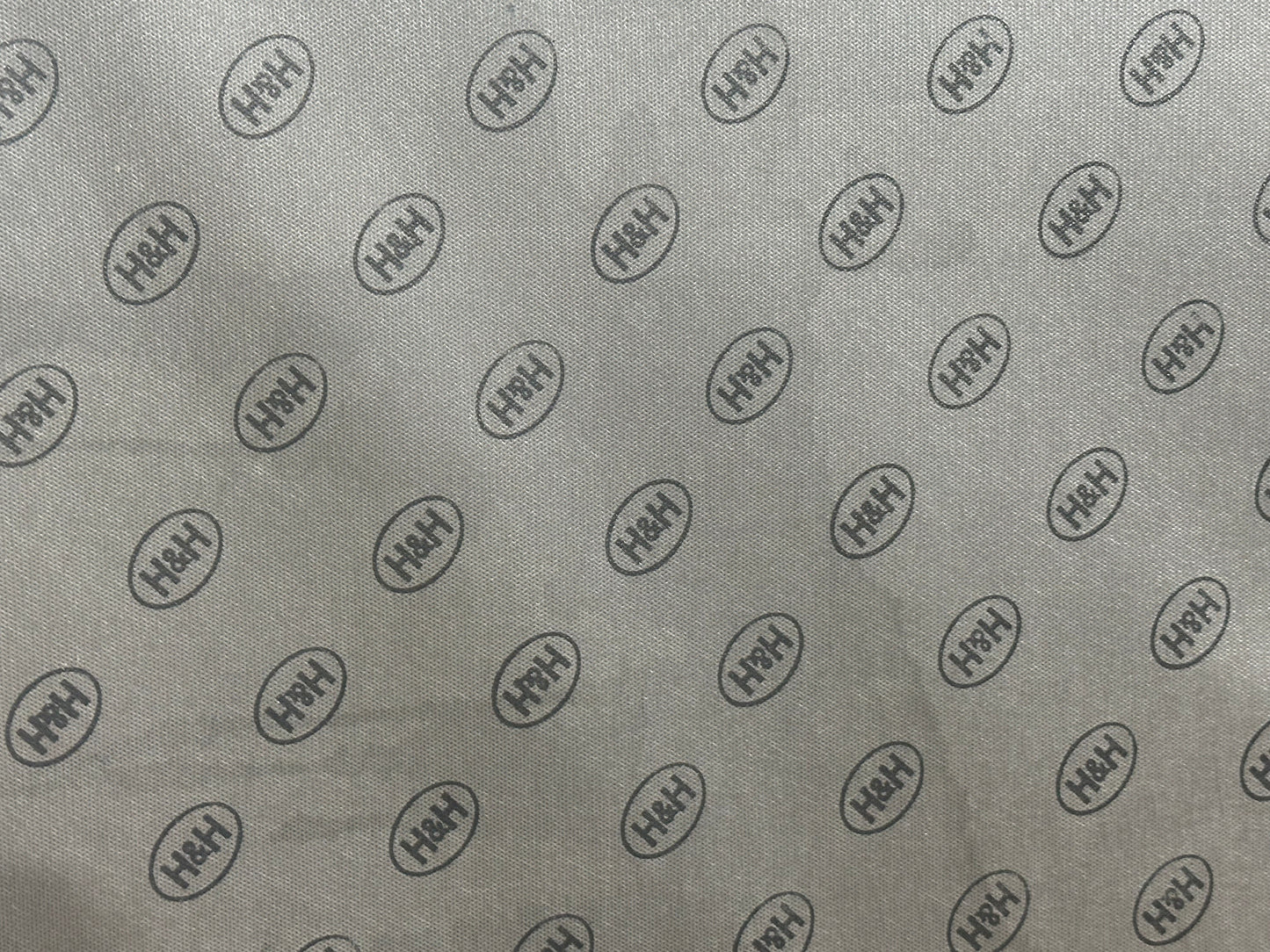 H&H Grijze 2.5-Zits Zetel ~ Vaste Kussens