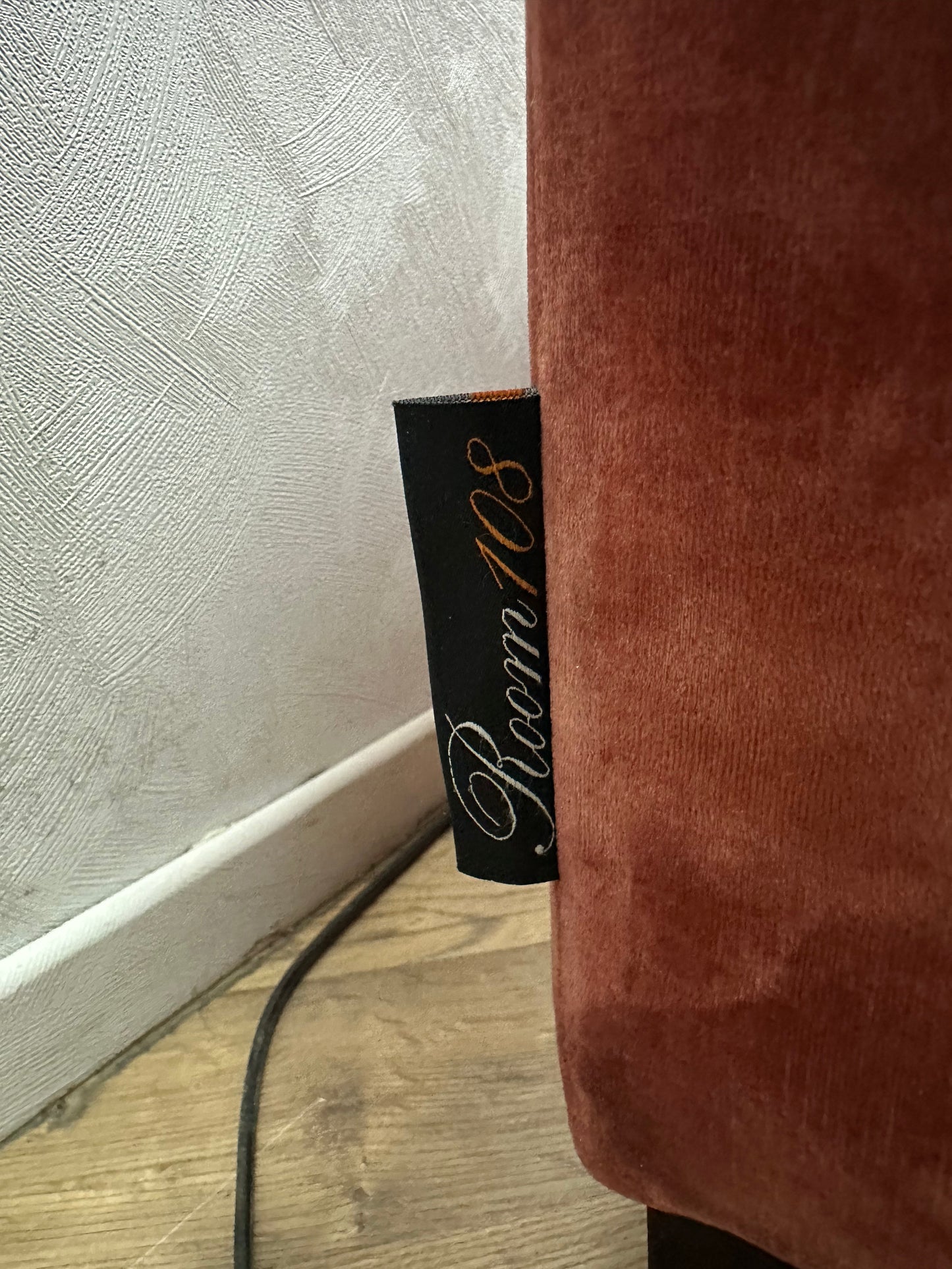 Room108 Rode Velvet Hoekzetel ~ Losse Kussens Met Afneembare Hoezen