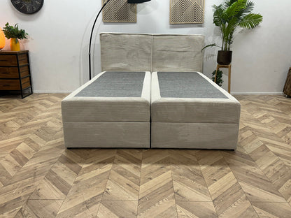 !Showroommodel! Witte/Crème Ribstof Boxspring Inc Topper