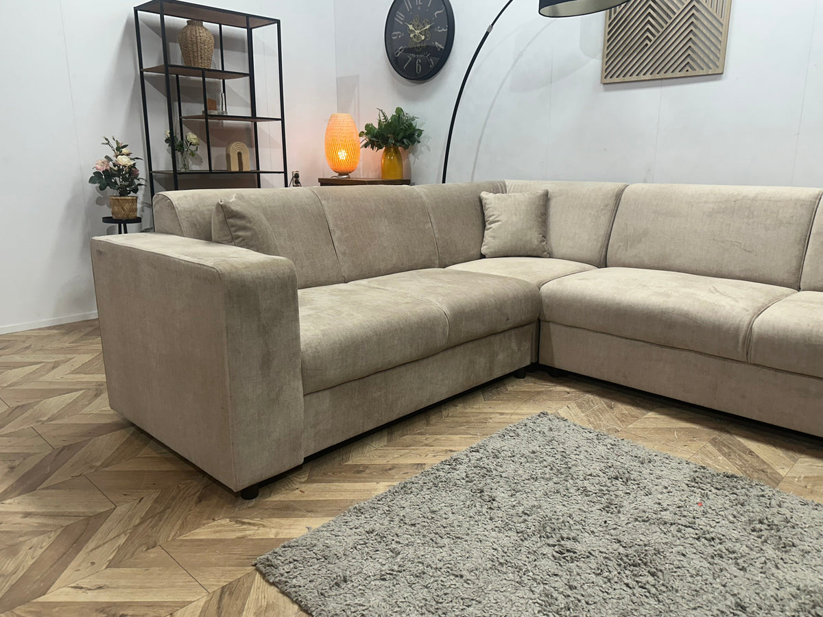 !Showroommodel! Crème Velvet Hoekzetel