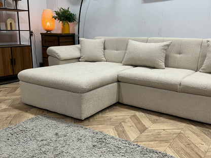 !Showroommodel! Witte Bouclé Stoffen U Zetel