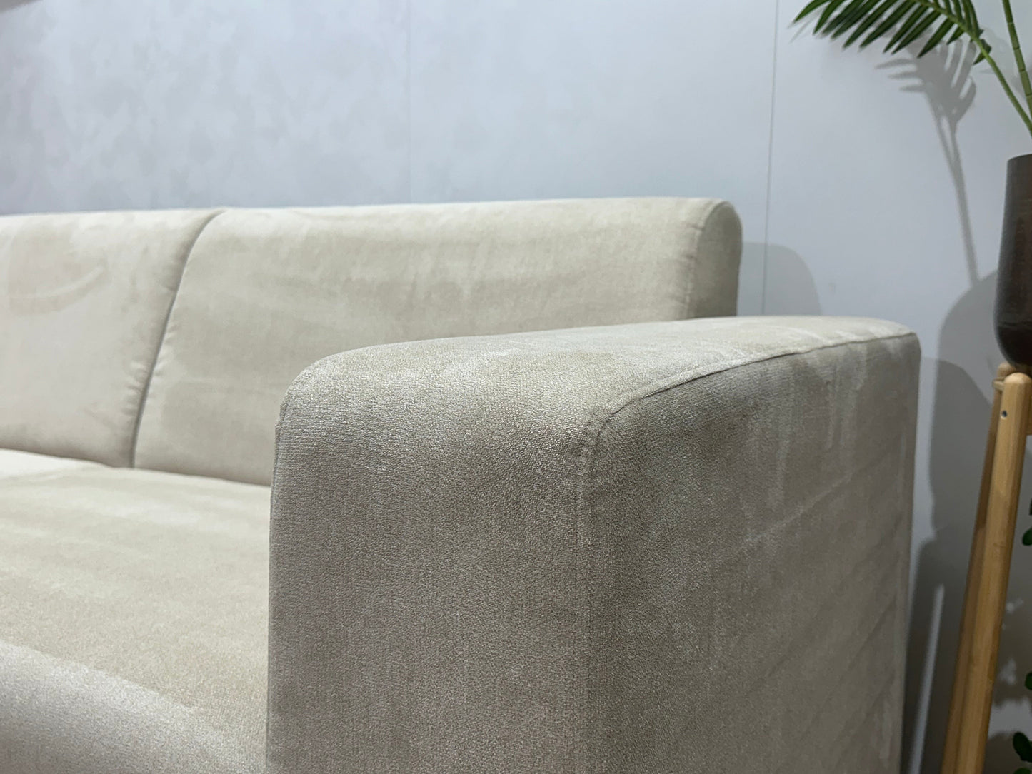 !Showroommodel! Crème Suède Stoffen Hoekzetel