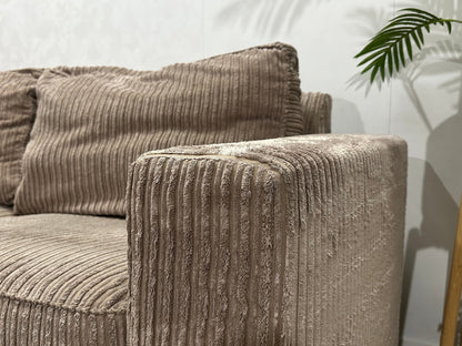 Beige Ribstof Hoekzetel ~ Losse Kussens Met Afneembare Hoezen