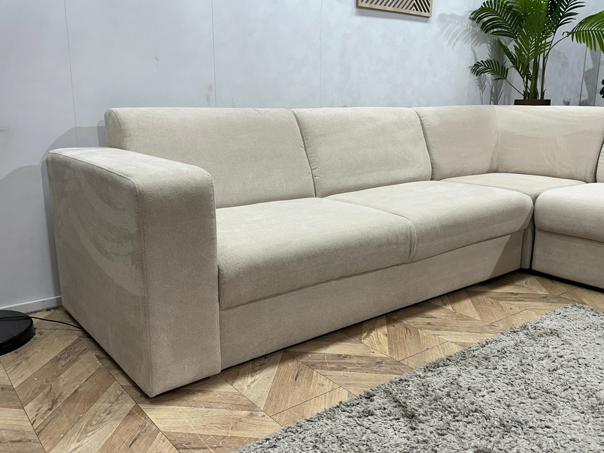 !Showroommodel! Crème Suède Stoffen Hoekzetel