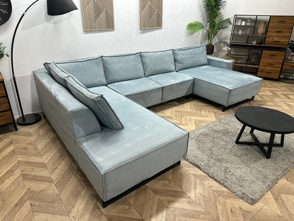 Licht Blauwe U Zetel ~ Losse Rugkussens Met Afneembare Hoezen