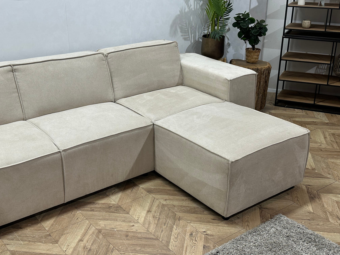 !Showroommodel! Crème Suède Stoffen U Zetel