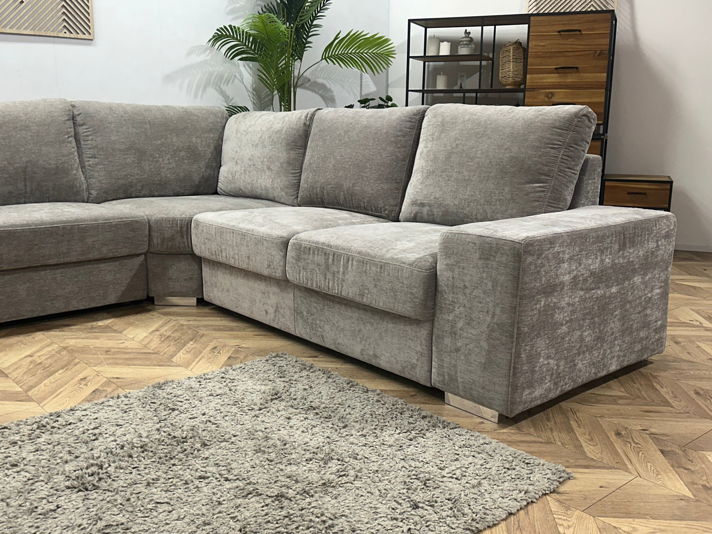 Grijze Velvet U Zetel ~ Losse Rugkussens Met Afneembare Hoezen