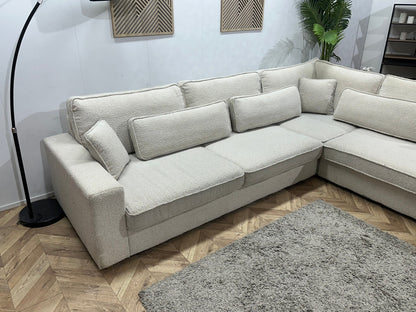 Witte Bouclé Stoffen Hoekzetel ~ Losse Kussens Met Afneembare Hoezen