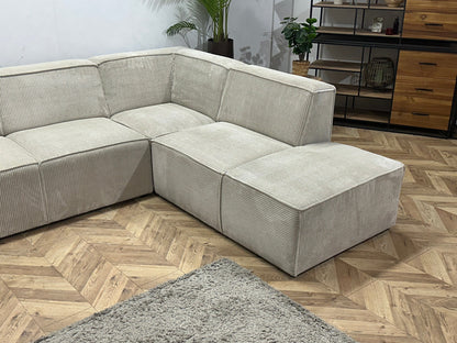 !Showroommodel! Witte Ribstof U Zetel
