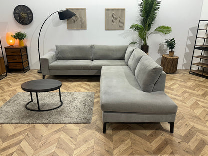 Hofstede Licht Grijze Suède Stoffen Design Hoekzetel ~ Losse Kussens Met Afneembare Hoezen