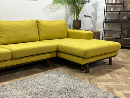 Gele Hoekzetel Inc Hocker ~ Losse Kussens Met Afneembare Hoezen