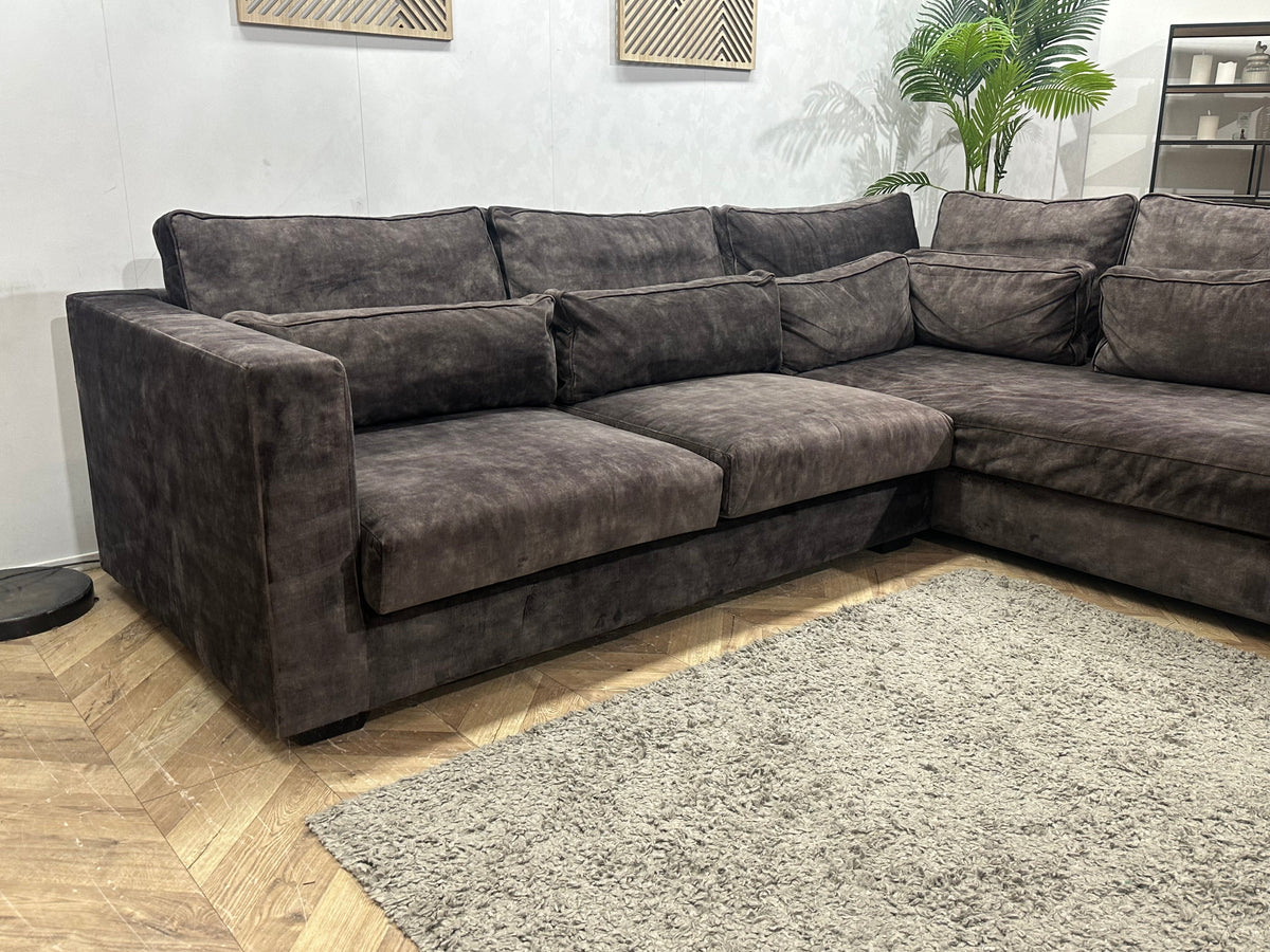 Antraciet Velvet Hoekzetel ~ Losse Kussens Met Afneembare Hoezen