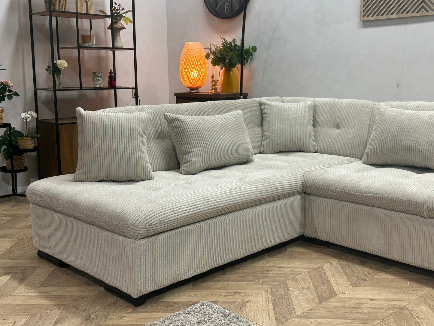!Showroommodel! Witte Ribstof U Zetel