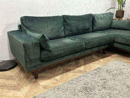 Groene Velvet Hoekzetel ~ Losse Kussens Met Afneembare Hoezen