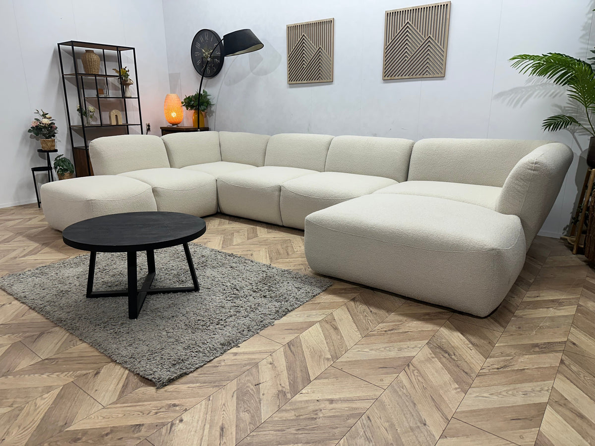 !Showroommodel! Witte/Crème Bouclé Stoffen U Zetel