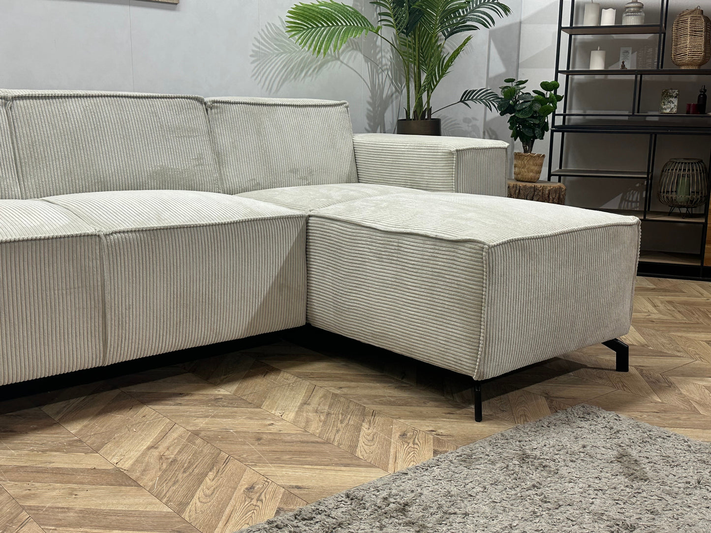 !Showroommodel! Witte Ribstof U Zetel