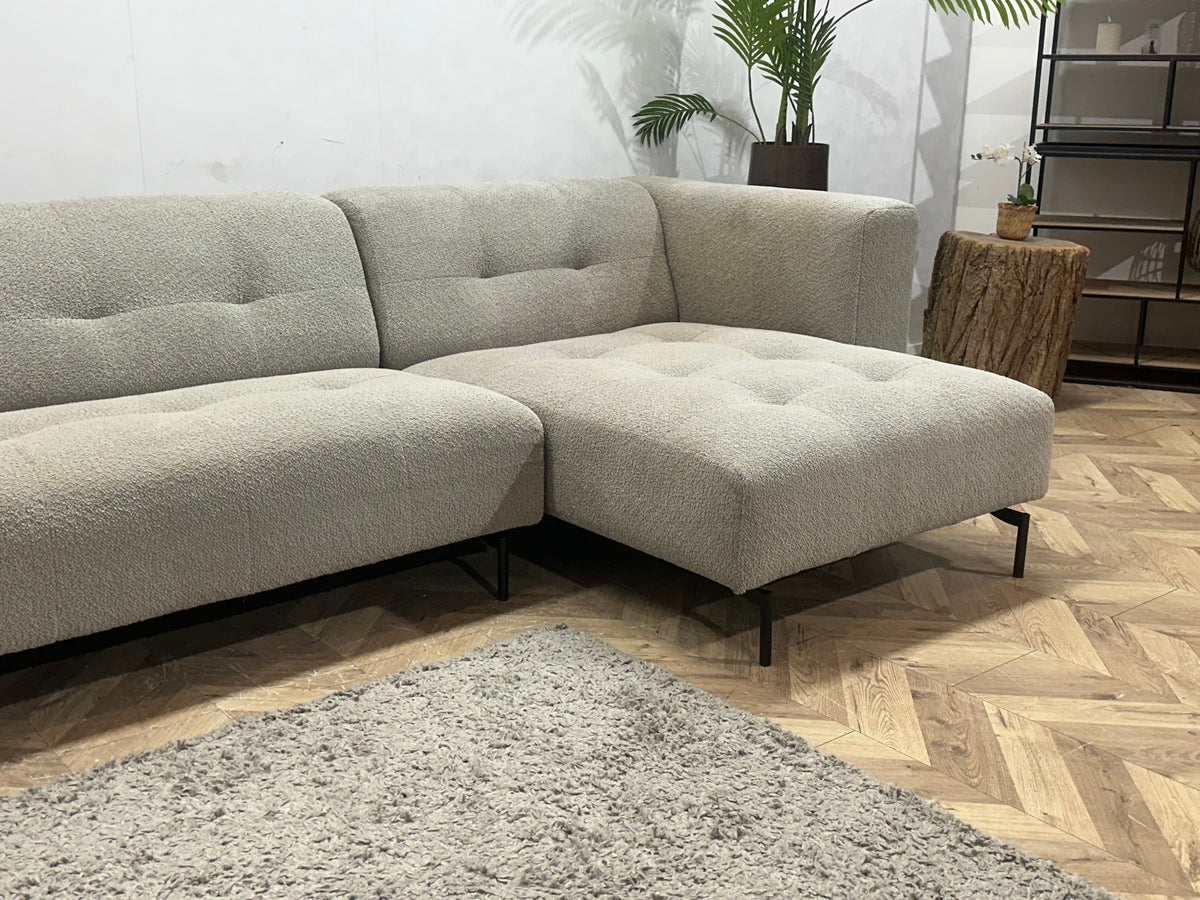 BySidde Beige/Grijze Bouclé Stoffen Hoekzetel ~