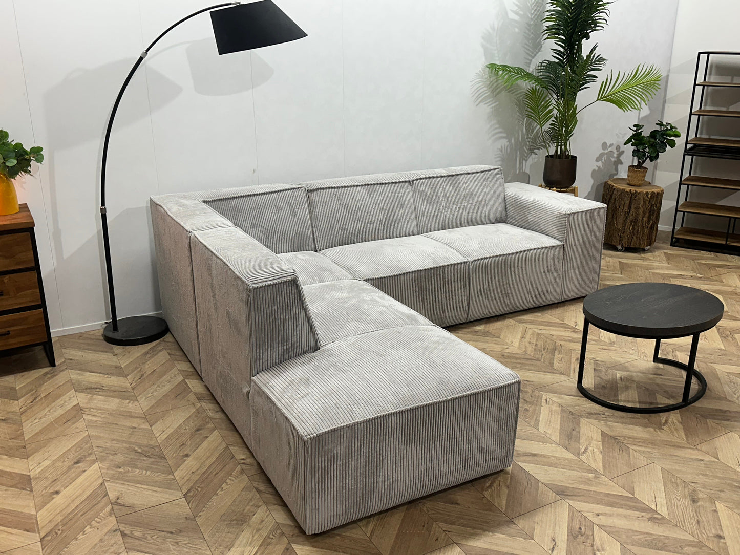!Showroommodel! Licht Grijze Ribstof Hoekzetel