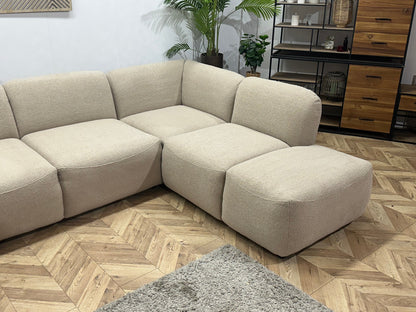 !Showroommodel! Beige Bouclé Stoffen U Zetel