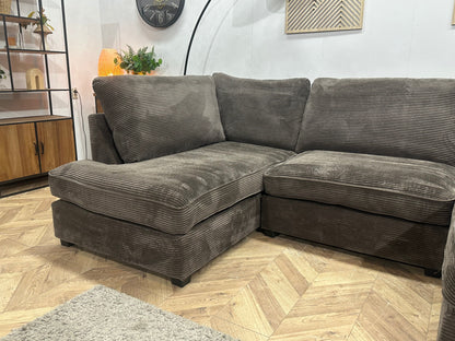 Taupe Ribstof U Zetel Inc Hocker ~ Losse Kussens Met Afneembare Hoezen