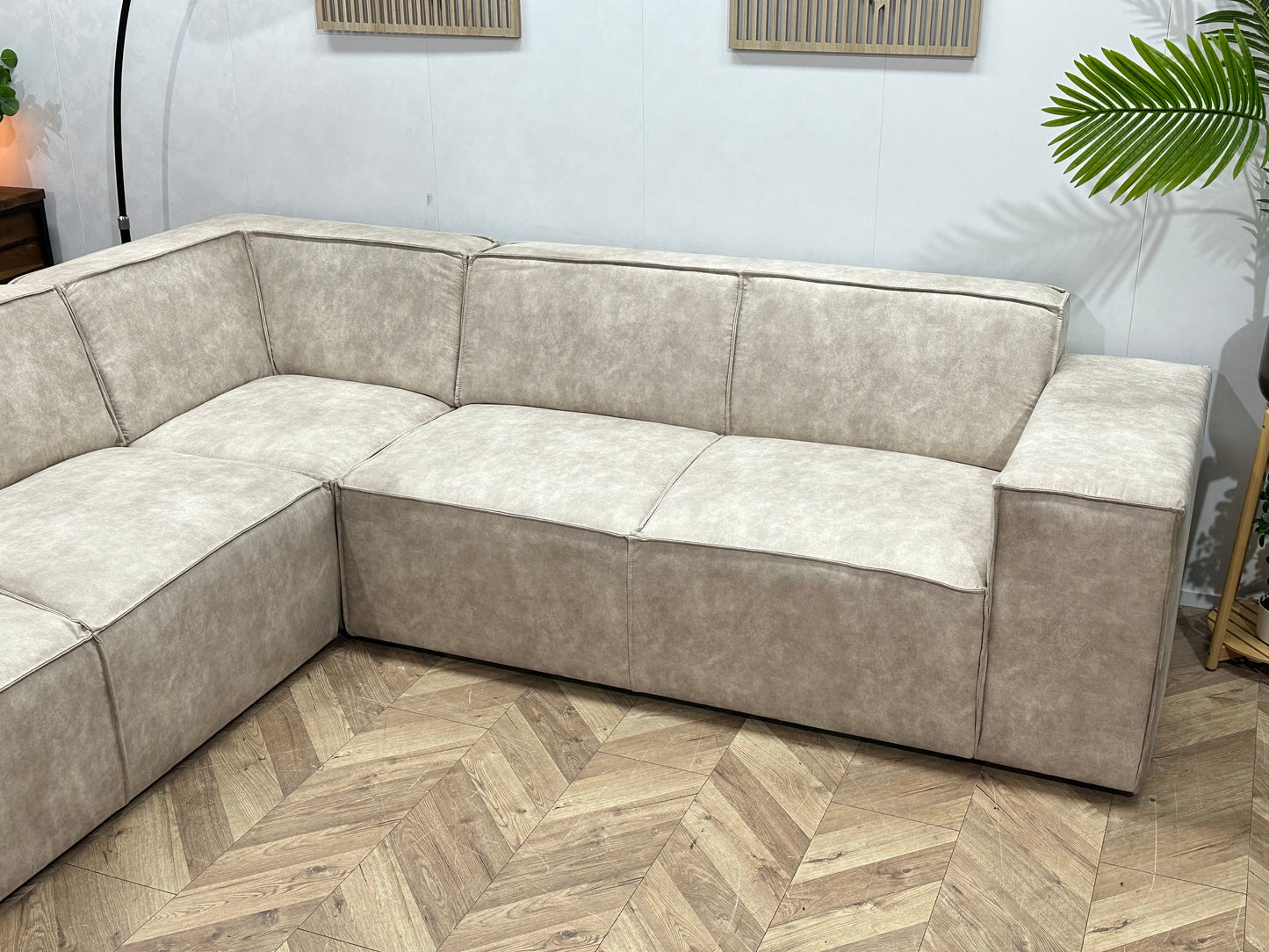 !Showroommodel! Crème Suède Stoffen Hoekzetel