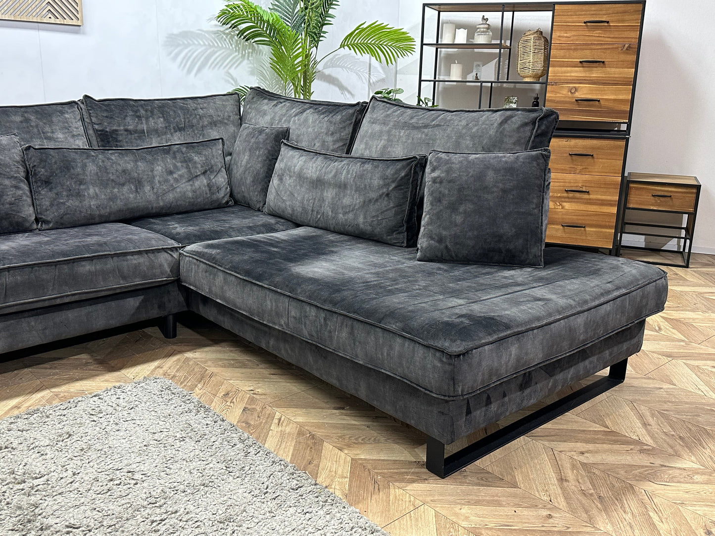 Donker Groene/Antraciet Velvet Hoekzetel ~ Losse Kussens Met Afneembare Hoezen