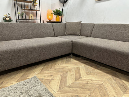 IN.HOUSE Bruine Stoffen U Zetel ~ Vaste Kussens
