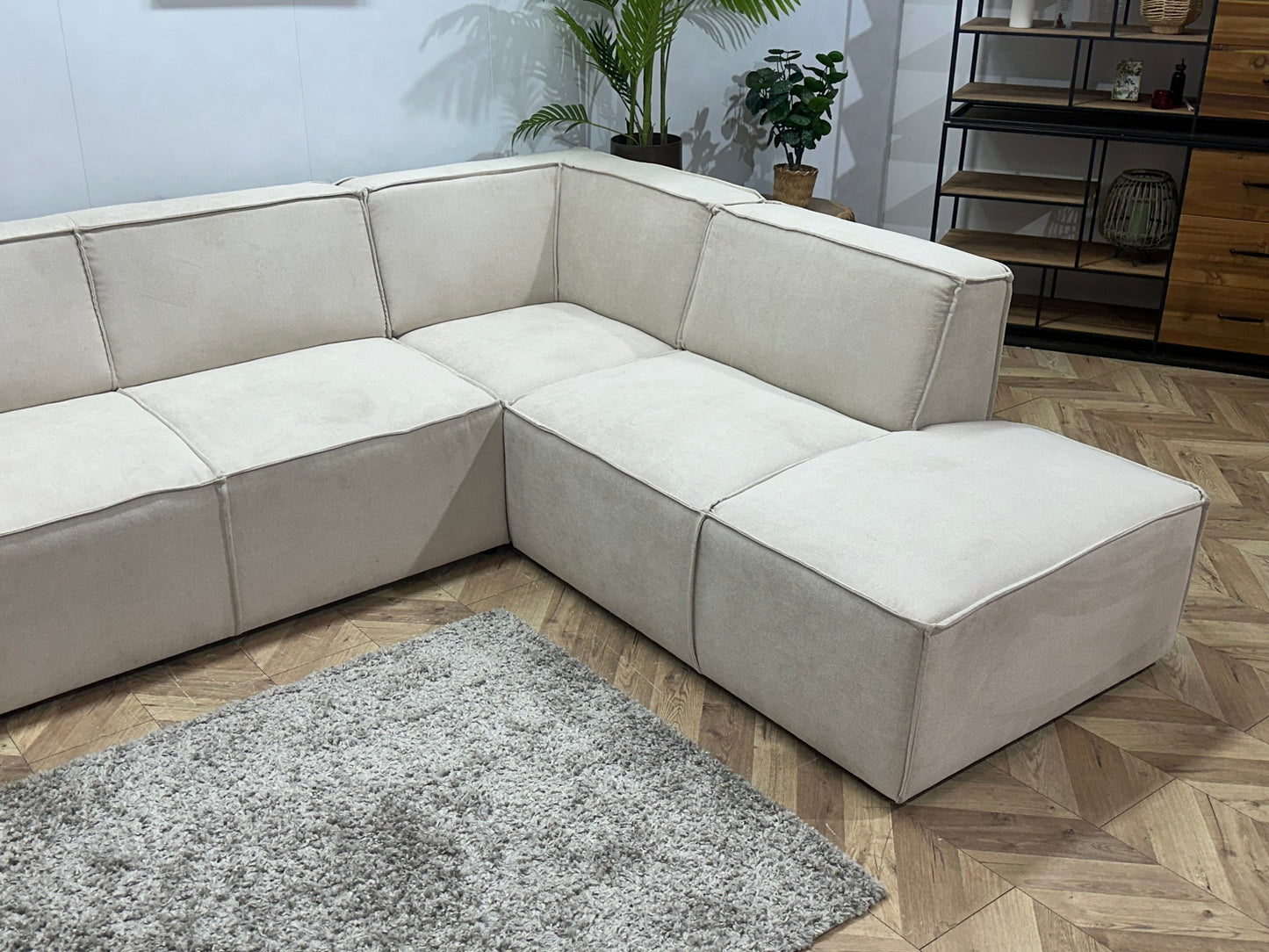 !Showroommodel! Crème Suède Stoffen Hoekzetel
