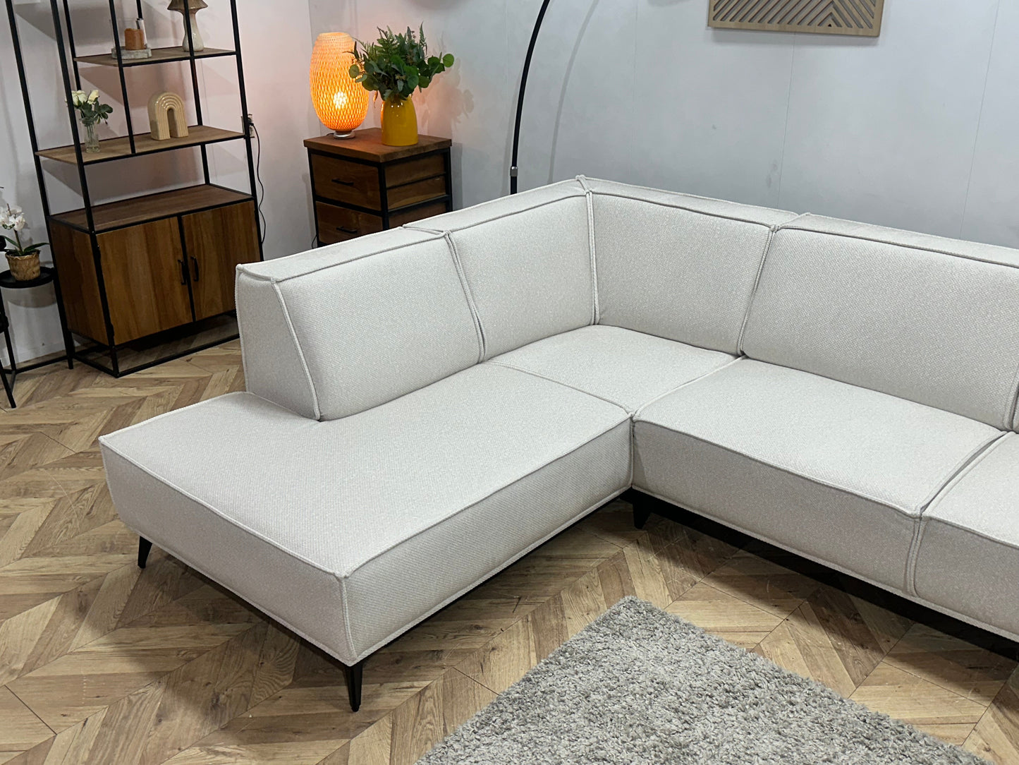 !Showroommodel! Witte Chenille Stoffen Hoekzetel