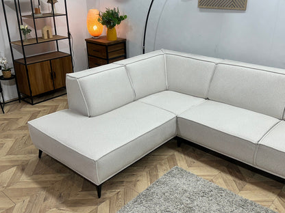 !Showroommodel! Witte Chenille Stoffen Hoekzetel