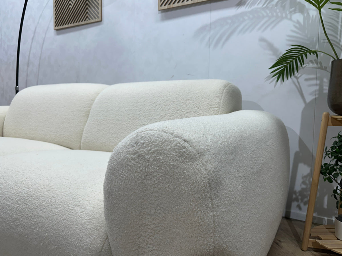 !Showroommodel! Witte/Crème Bouclé Stoffen 2.5-Zits Zetel