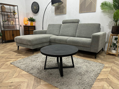 Licht Grijze Suede Stoffen Hoekzetel ~ Losse Rugkussens Met Afneembare Hoezen