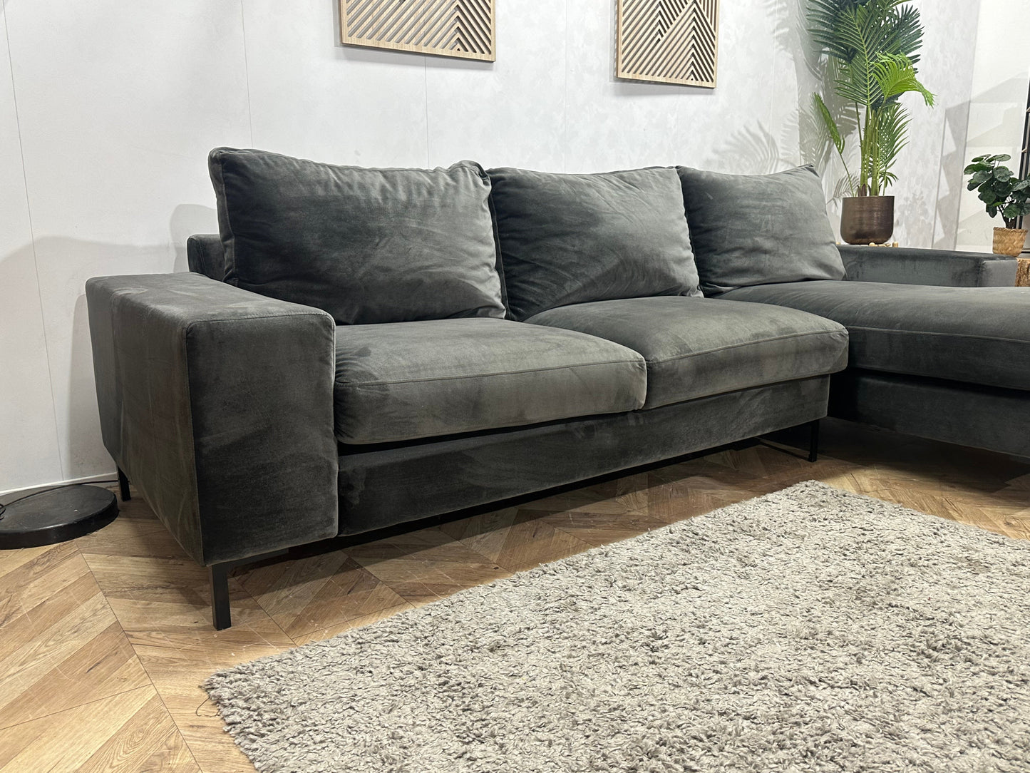 Antraciet Velvet Hoekzetel ~ Losse Kussens Met Afneembare Hoezen