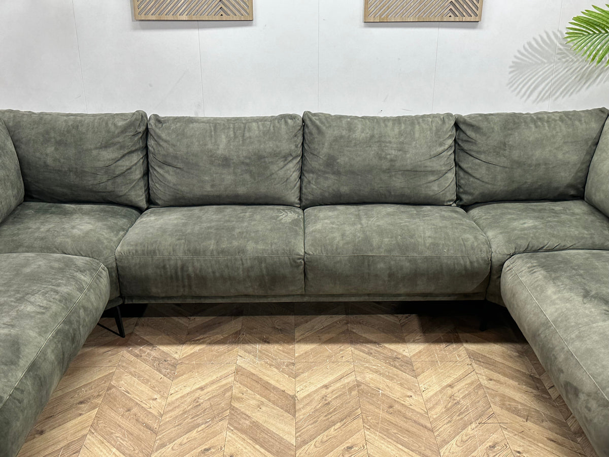 Groene Velvet U Zetel ~ Losse Rugkussens Met Afneembare Hoezen