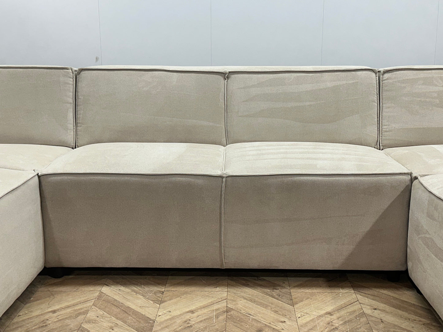 !Showroommodel! Crème Suède Stoffen U Zetel
