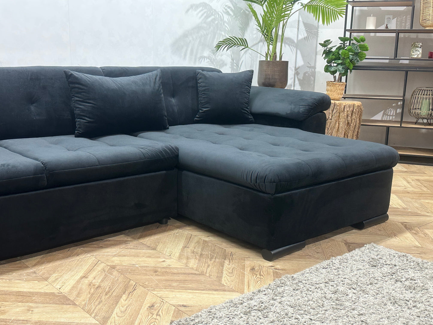 !Showroommodel! Zwarte Velvet U Zetel
