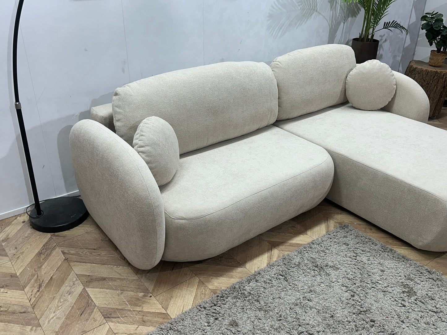 !Showroommodel! Witte/Crème Suède Stoffen Hoekzetel