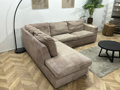 Beige Ribstof Hoekzetel ~ Losse Kussens Met Afneembare Hoezen