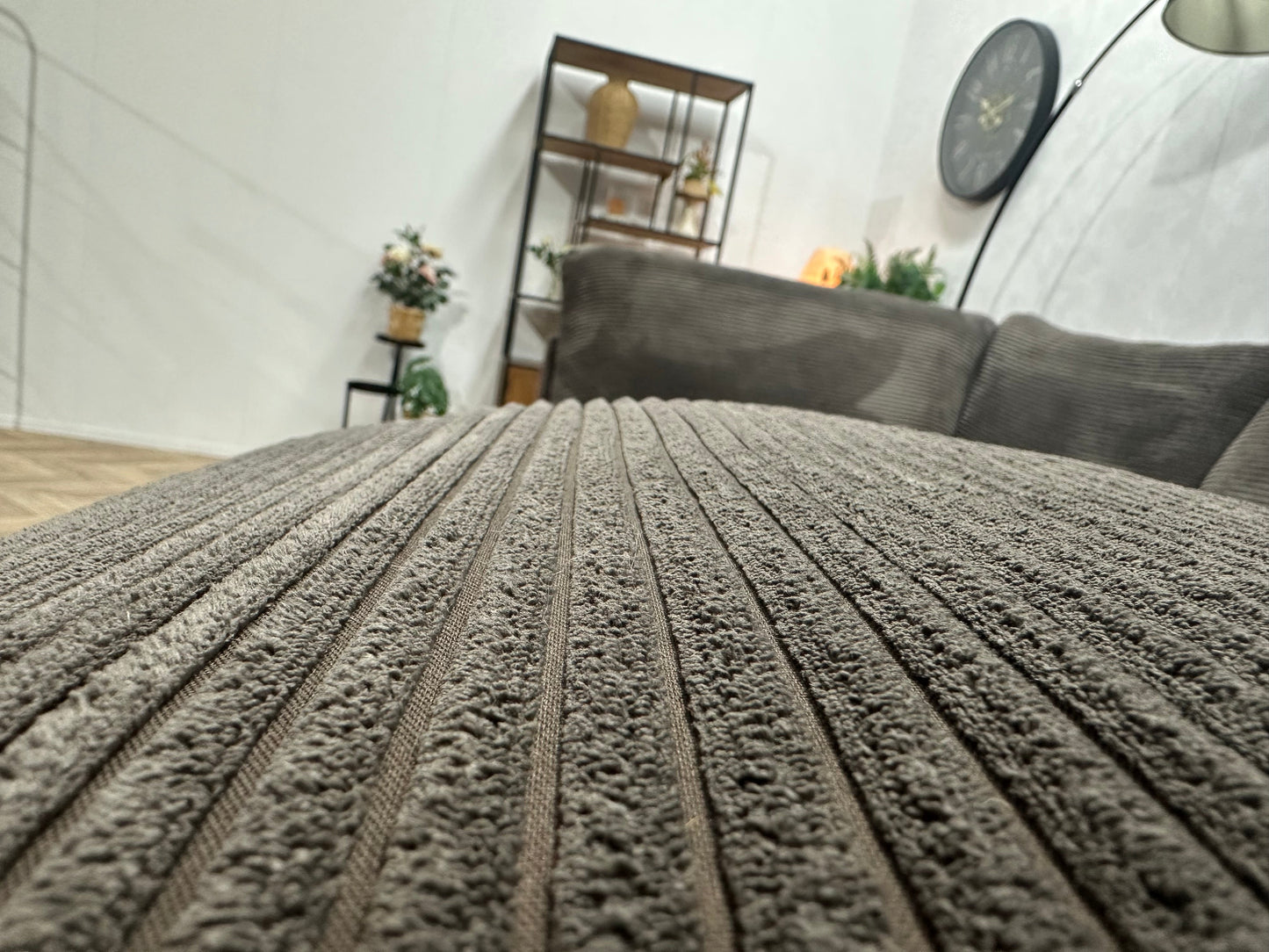 Taupe Ribstof U Zetel Inc Hocker ~ Losse Kussens Met Afneembare Hoezen