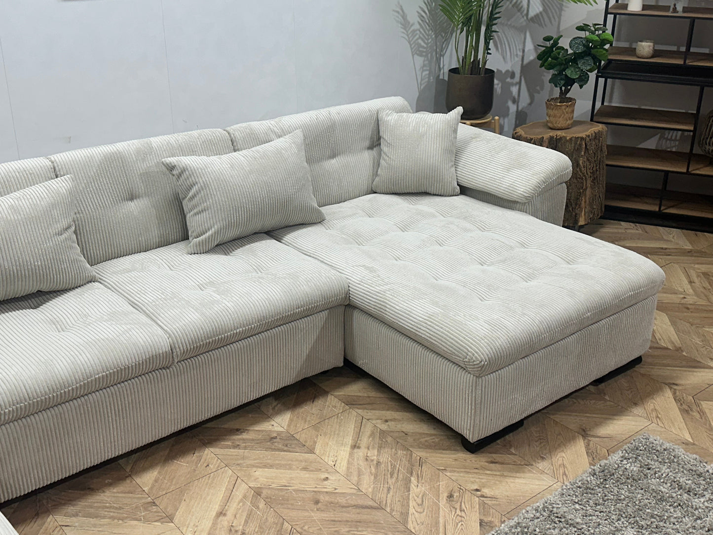 !Showroommodel! Witte Ribstof U Zetel