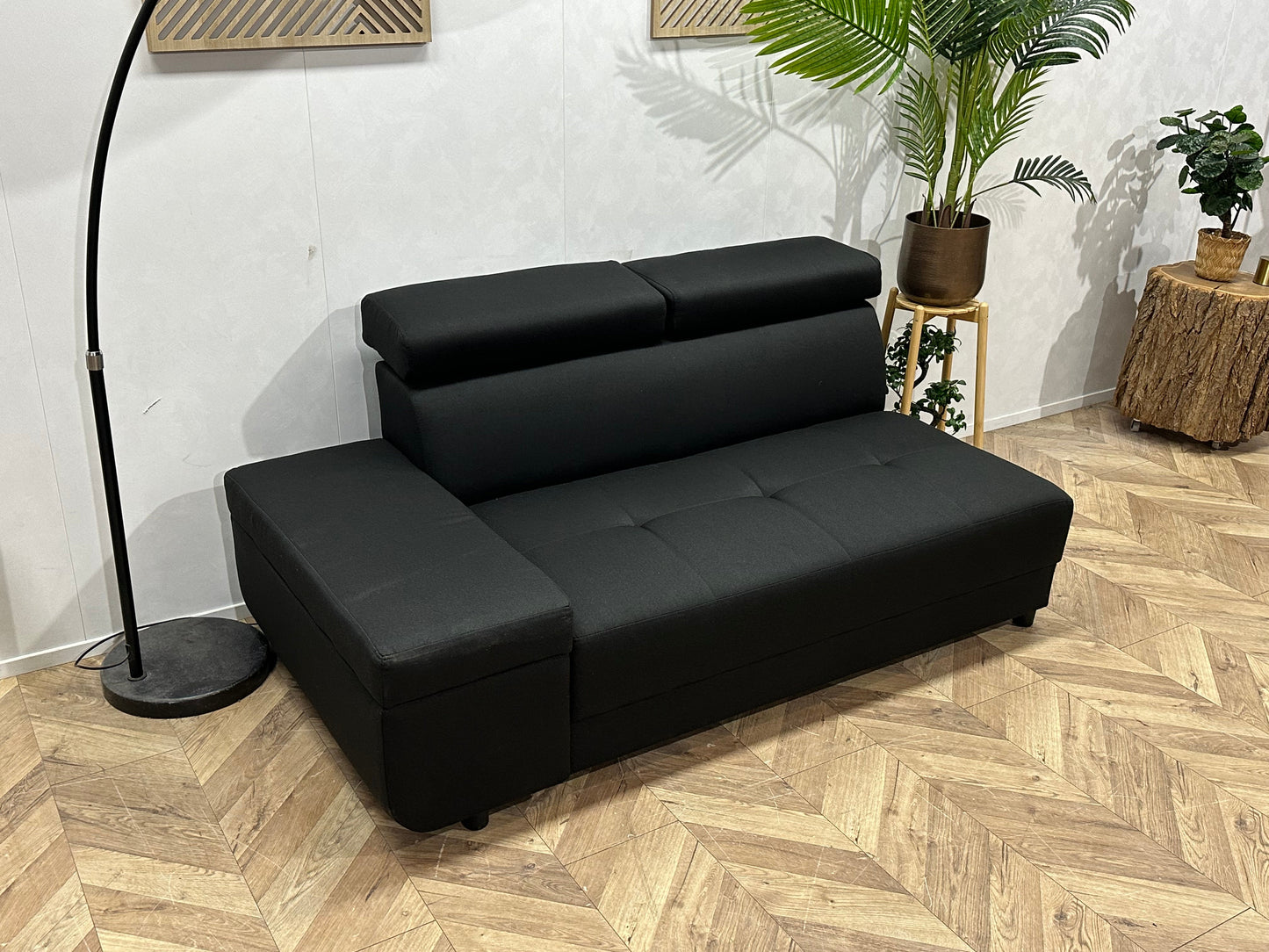 !Showroommodel! Zwart Suede Stoffen Designzetel