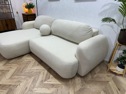 !Showroommodel! Crème Bouclé Stof Hoekzetel ~ Losse Rugkussens
