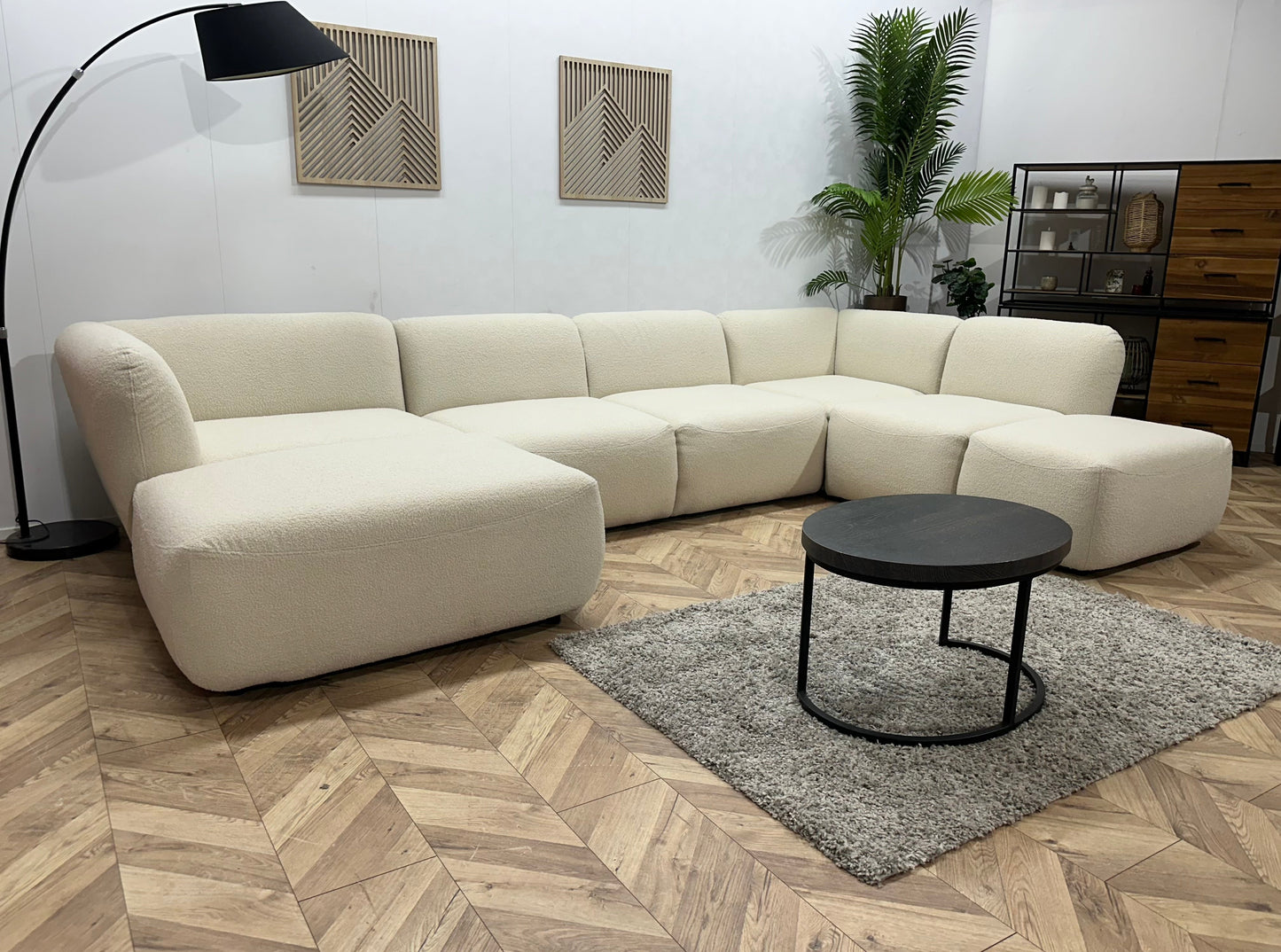 !Showroommodel! Witte Bouclé U Zetel