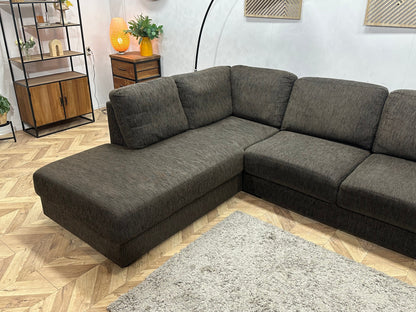 Bruine Hoekzetel ~ Losse Rugkussens Met Afneembare Hoezen