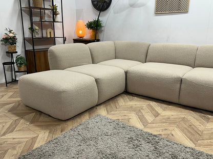 !Showroommodel! Beige Bouclé Stoffen U Zetel